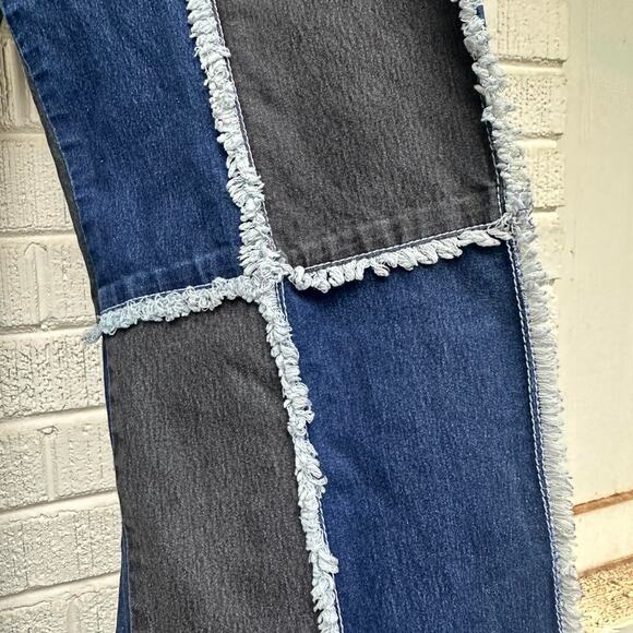 Crest Vintage Y2K Two Toned Patchwork Flare Jeans - Picture 4 of 4